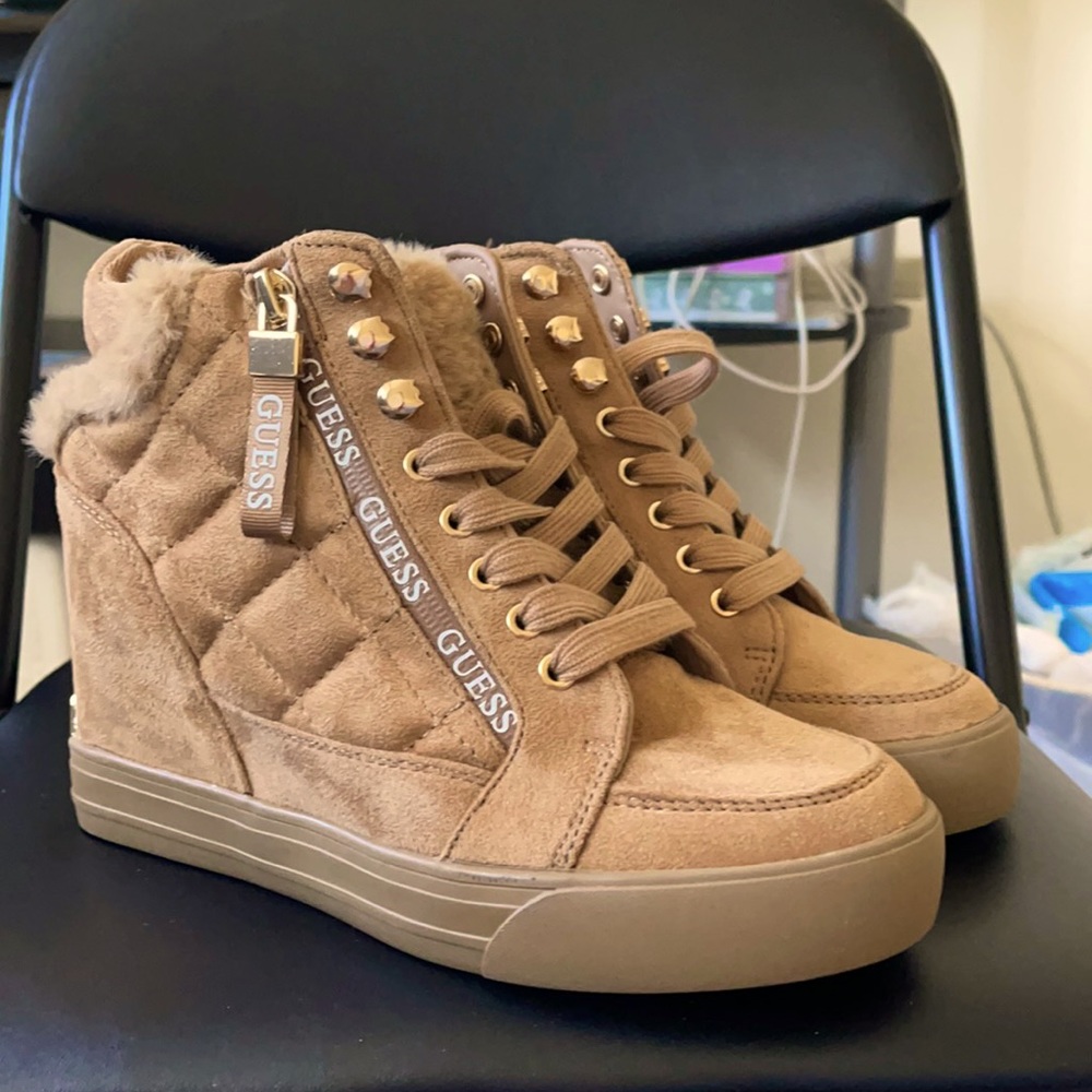 GUESS Dustyn Hidden Wedge Sneakers NWOT
